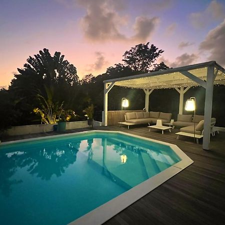 Spacieuse Villa Corossol Avec Piscine Et Jeux Exterieurs Le Gosier  Eksteriør billede