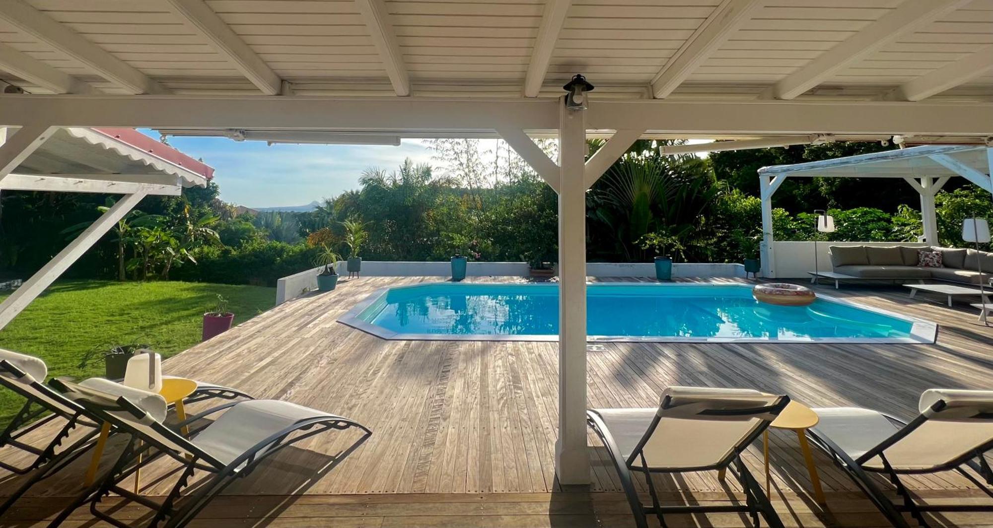 Spacieuse Villa Corossol Avec Piscine Et Jeux Exterieurs Le Gosier  Eksteriør billede